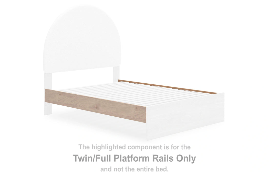 Arloster Upholstered Bed