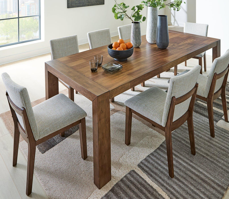 Kraeburn Dining Room Set