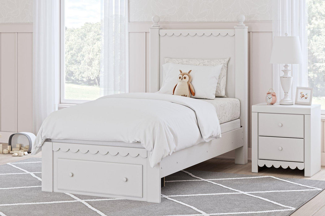 Mollviney Panel Storage Bed