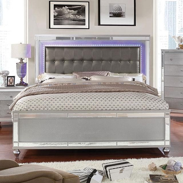 Brachium Bed White & Silver